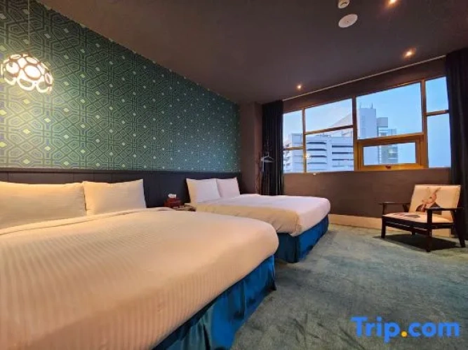 Superior Quadruple room