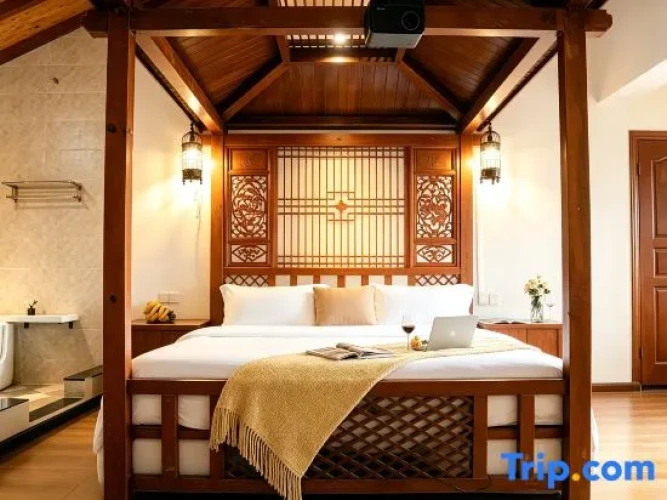 Standard Double room with city view