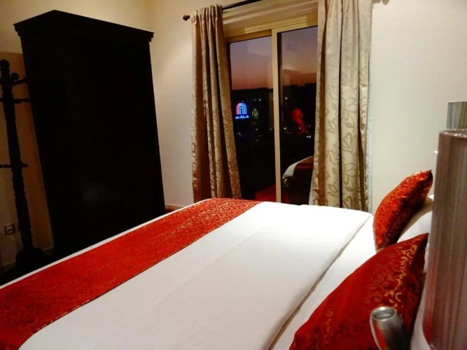 1 Bedroom Deluxe Apartment
