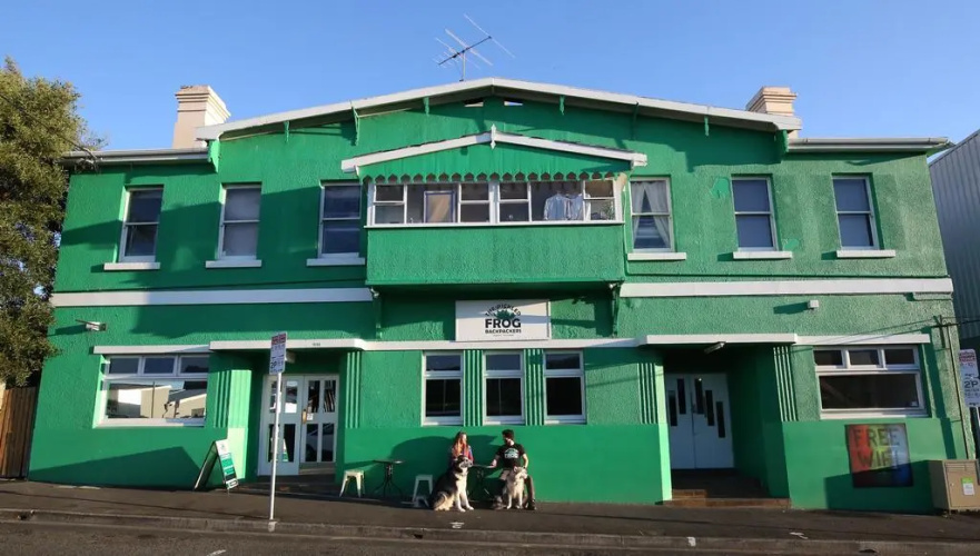 The Pickled Frog - Hostel