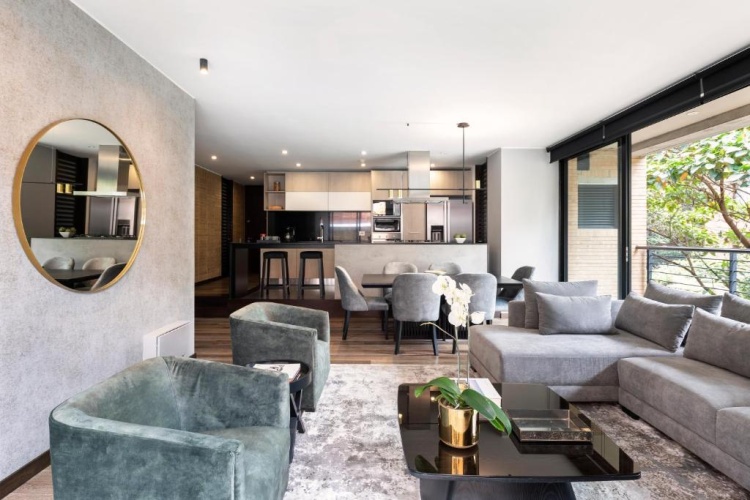 2 Bedrooms Luxury Apartment