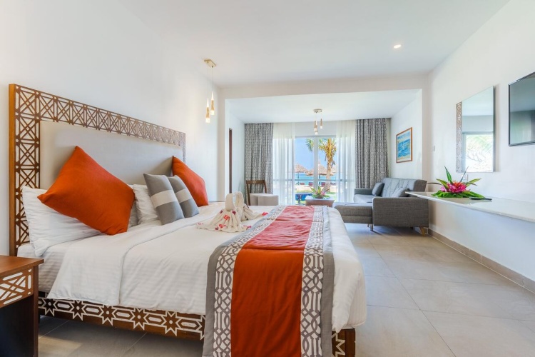 Southern Palms Beach Resort photo 11