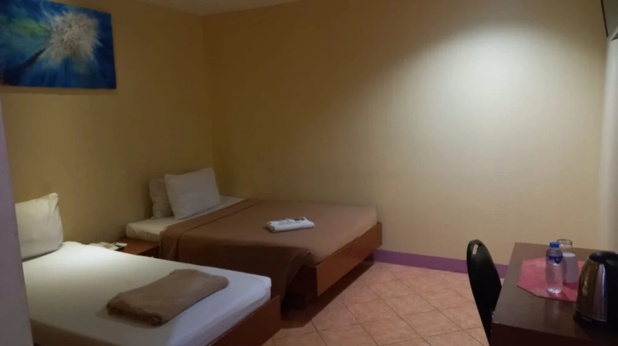 OYO 902 Comfy Inn Manila