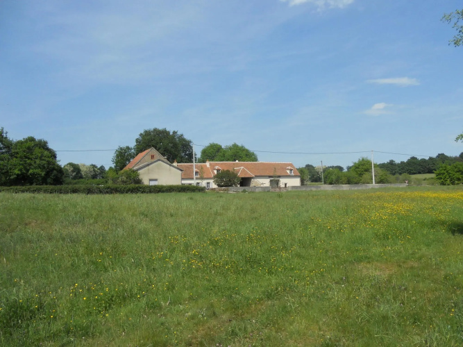 Luxurious Farmhouse in Braize