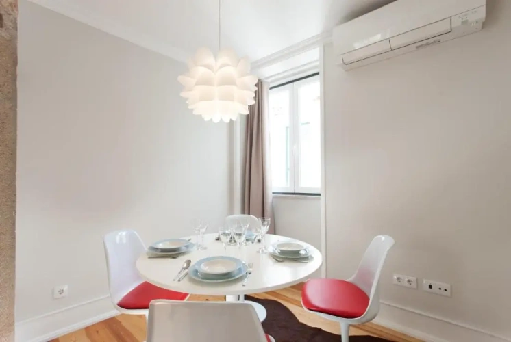 2 Bedrooms Apartment with balcony and with city view