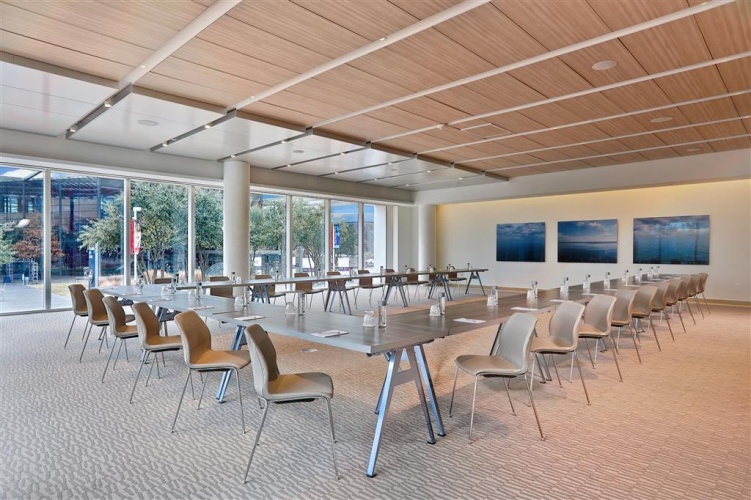 HALL Arts Hotel Dallas, Curio Collection by Hilton photo 21
