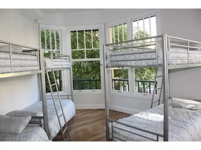 Aloha Hostel