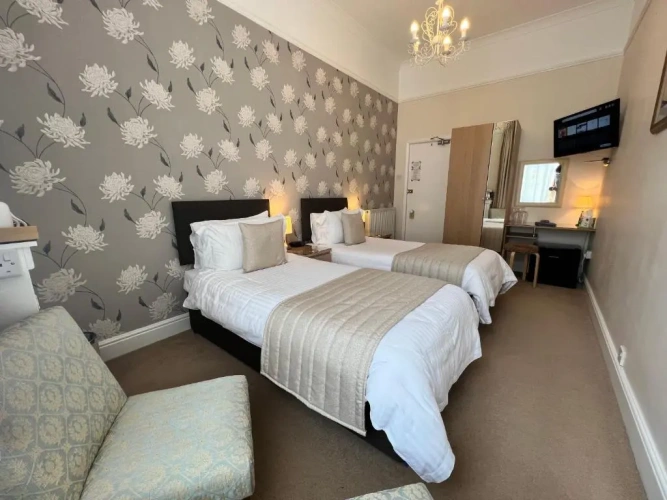 Standard Double Basement room
