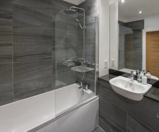 12 Loch View PF Kenmore