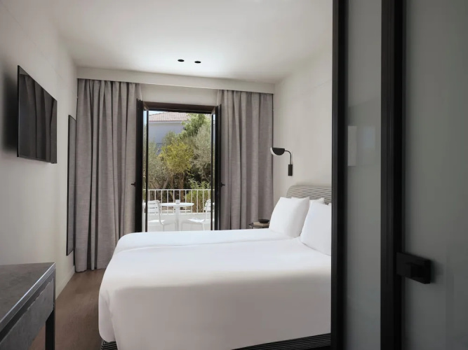Doryssa Lithos Hotel