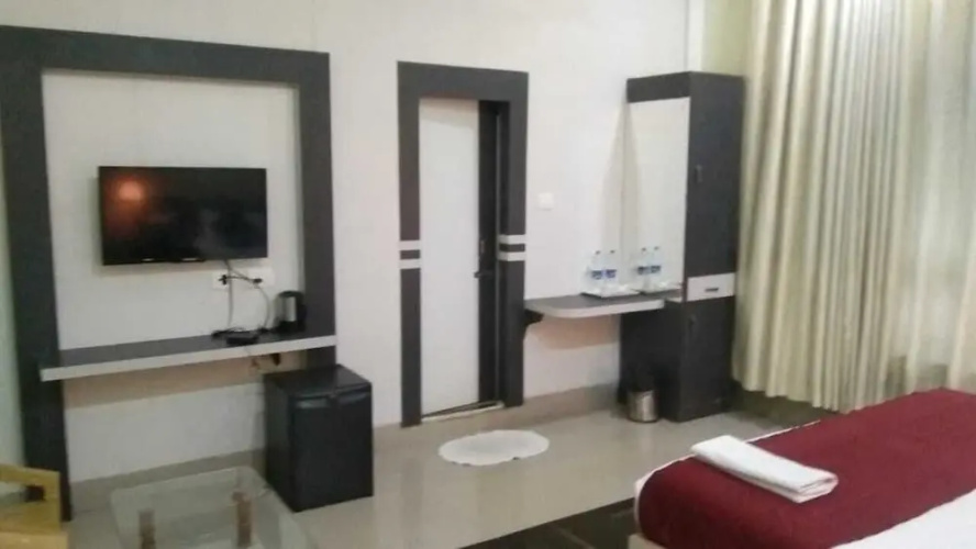 Pabitra Royal Regency