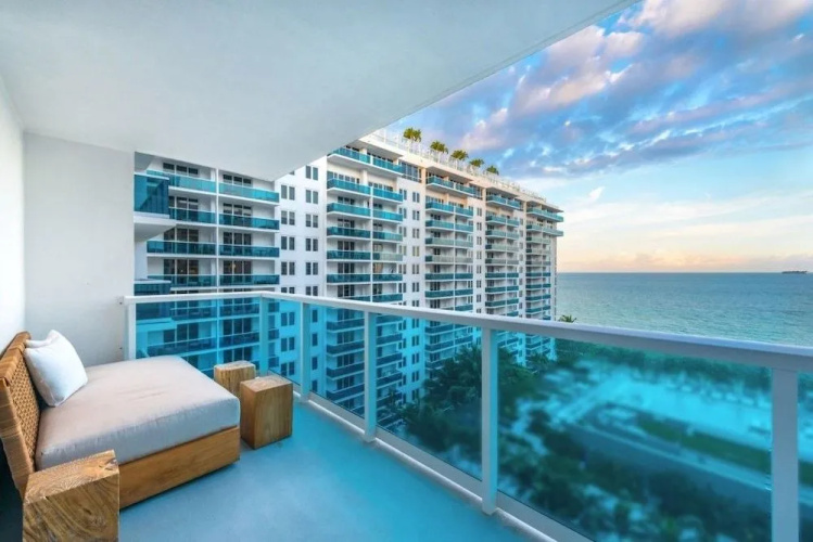24th Street Condo #215649