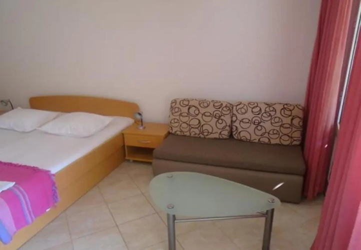 Apartments Josip - 150m from beach
