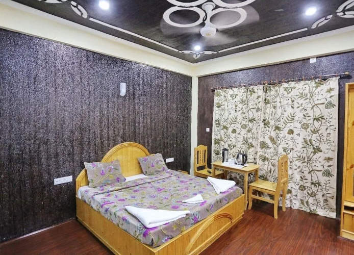 Hotel Shefaf