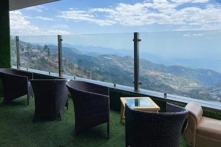 Yashshree Mussoorie Mall Road