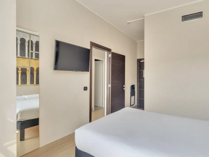 1 Bedroom Standard Apartment