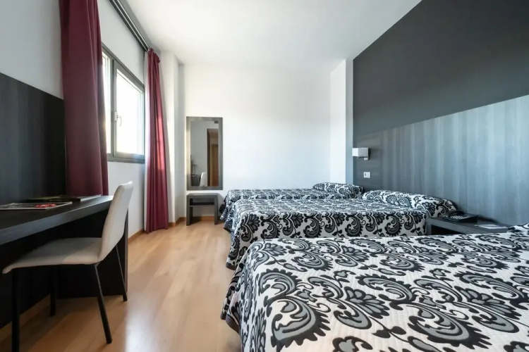 Hotel Abades Via Norte