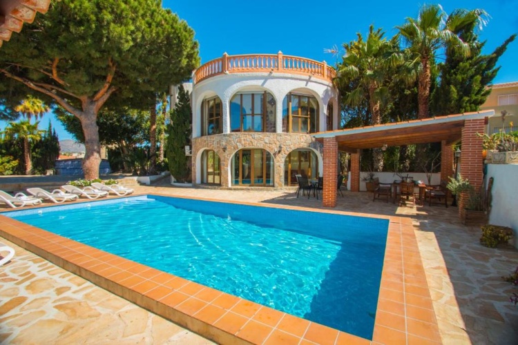 Deluxe Villa