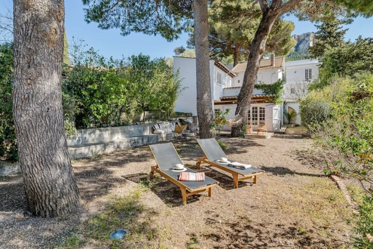 Deluxe Cottage