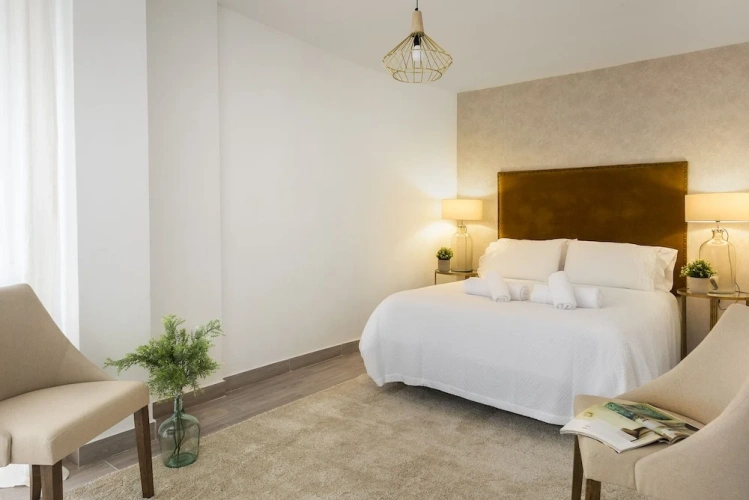 3 Bedrooms Apartment