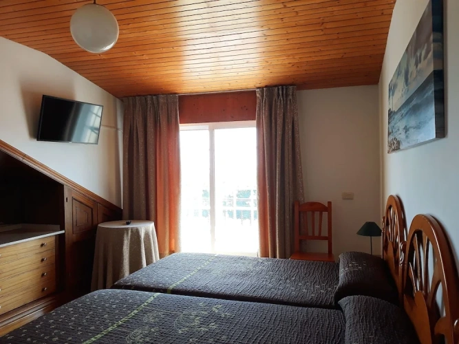 Standard Twin room with sea view