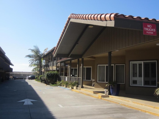 Pacific Shores Inn photo 12