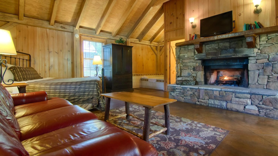 The Smokehouse Lodge and Cabins
