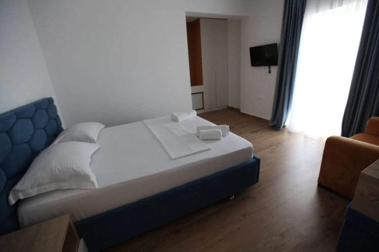 Summer Point Hotel
