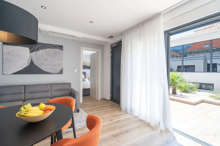 Apartments Villa Royale