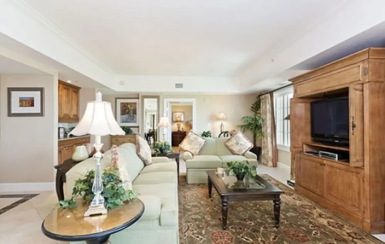Private Villa 1980