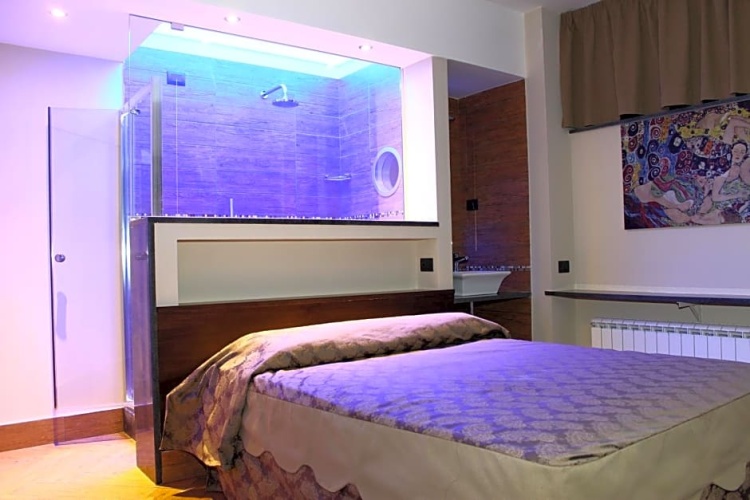 Standard Triple room with balcony
