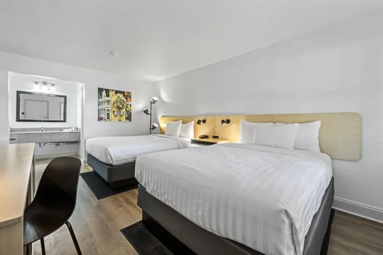 Standard Quadruple room