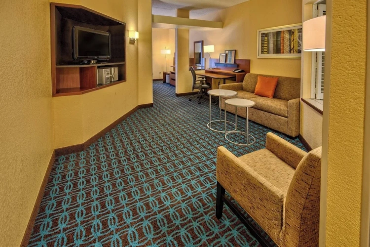 1 Bedroom Suite