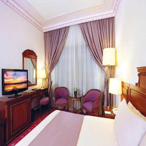Deluxe Double room with balcony