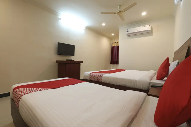 Hotel Inaya By OYO Rooms