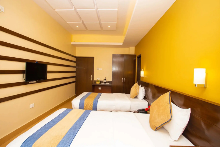 Hotel Lake Paradise