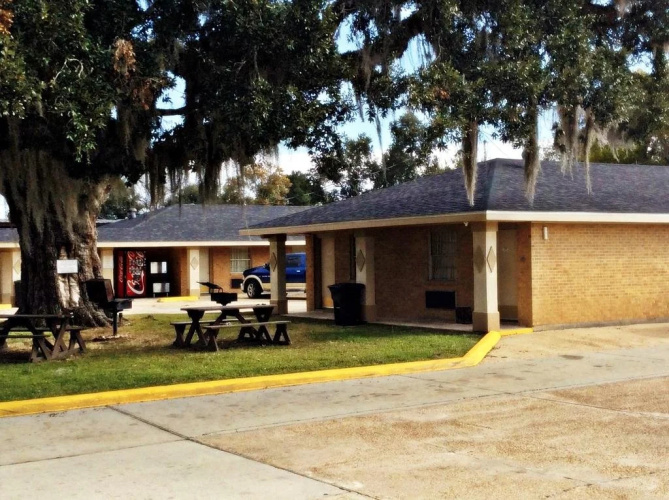Economy Inn