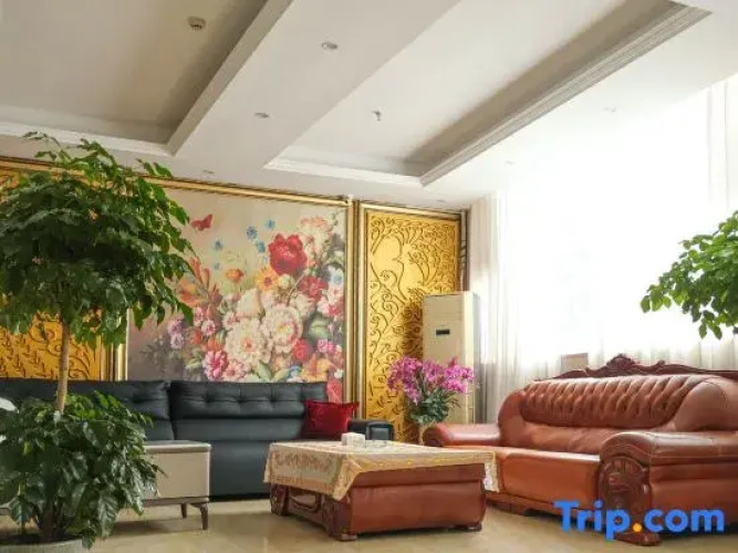 Jinhong Hotel