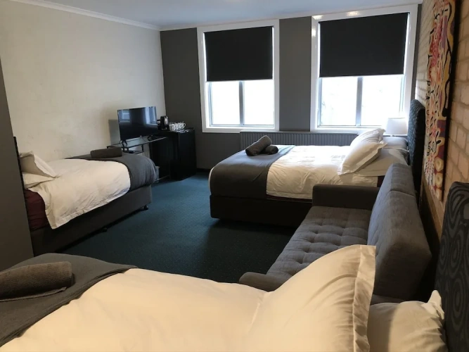 Deluxe Double Family Suite