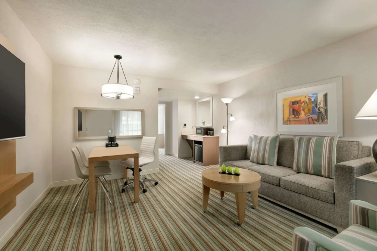 Double Suite