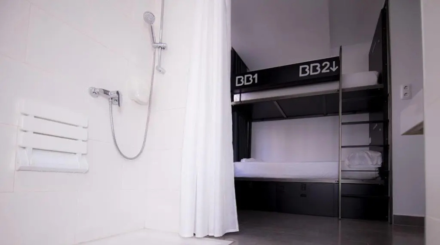 Bea Beach Hostel