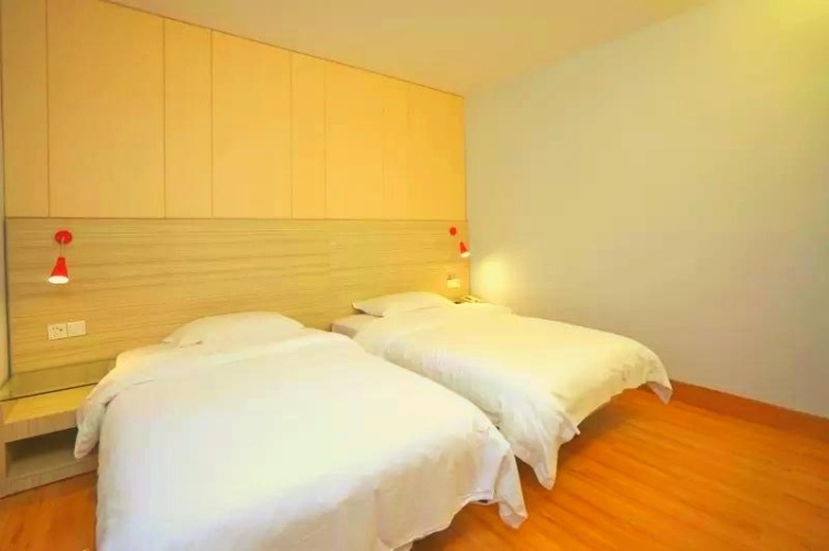 Twin Suite