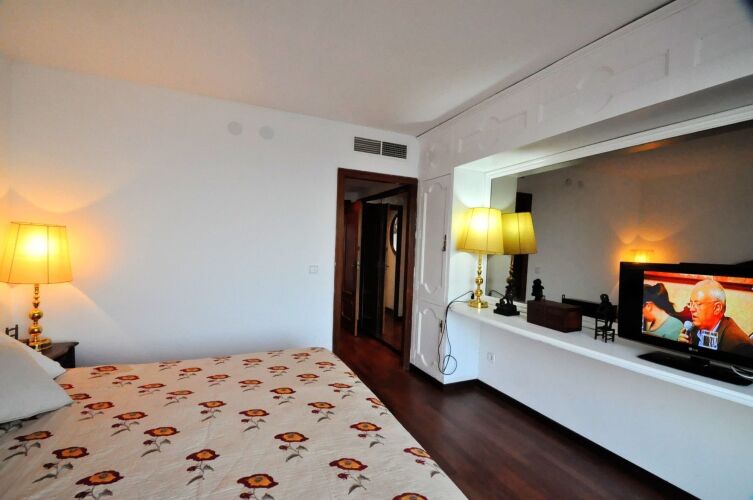 Amazing Duplex AiguadolcOver view