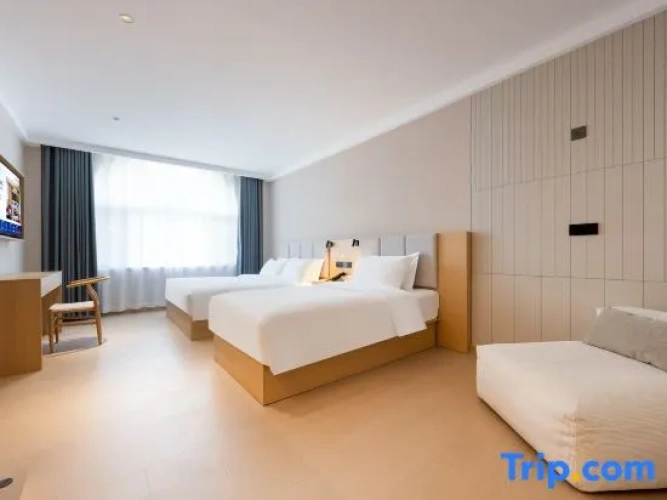 Quadruple Suite