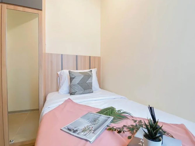 Warm 2Br Apartment At Meikarta
