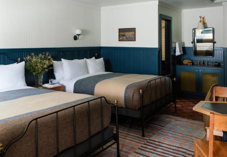 Superior Quadruple room