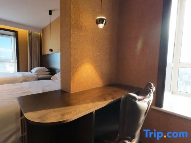 2 Bedrooms Luxury Suite