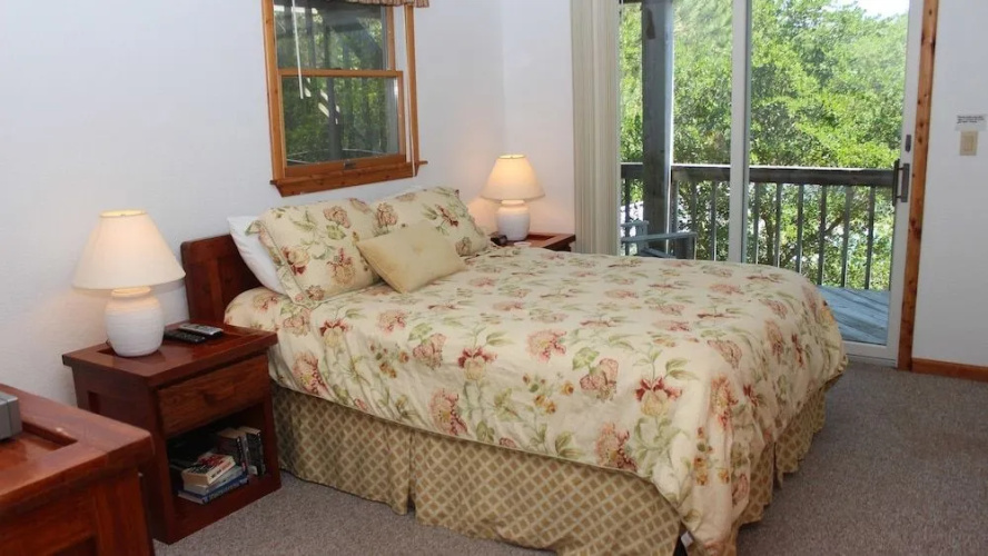 Les Sables - 4 Br Home