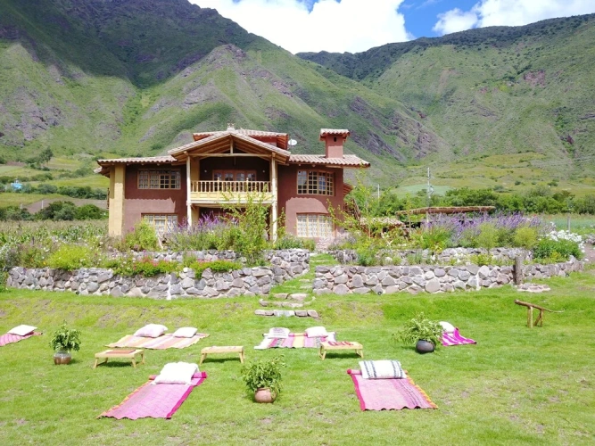 Deluxe Double Basement room with mountain view