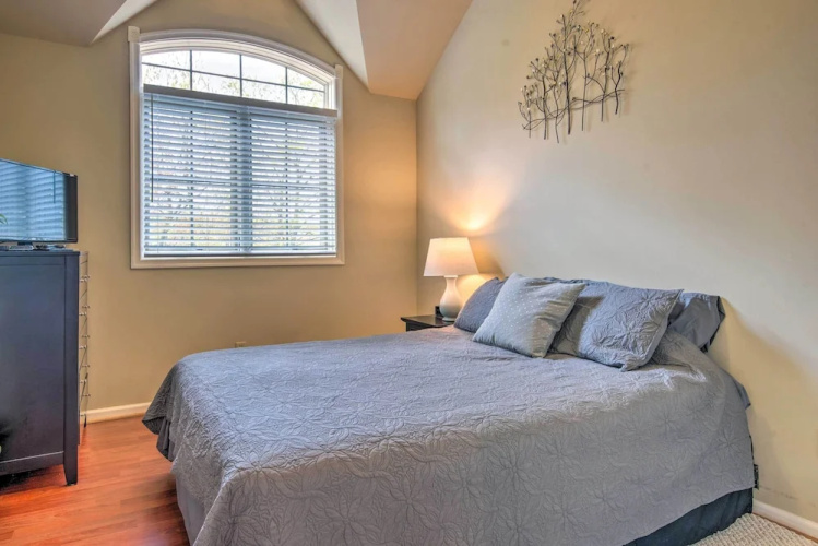 Community Perks & Deck: Lake Harmony Townhome!